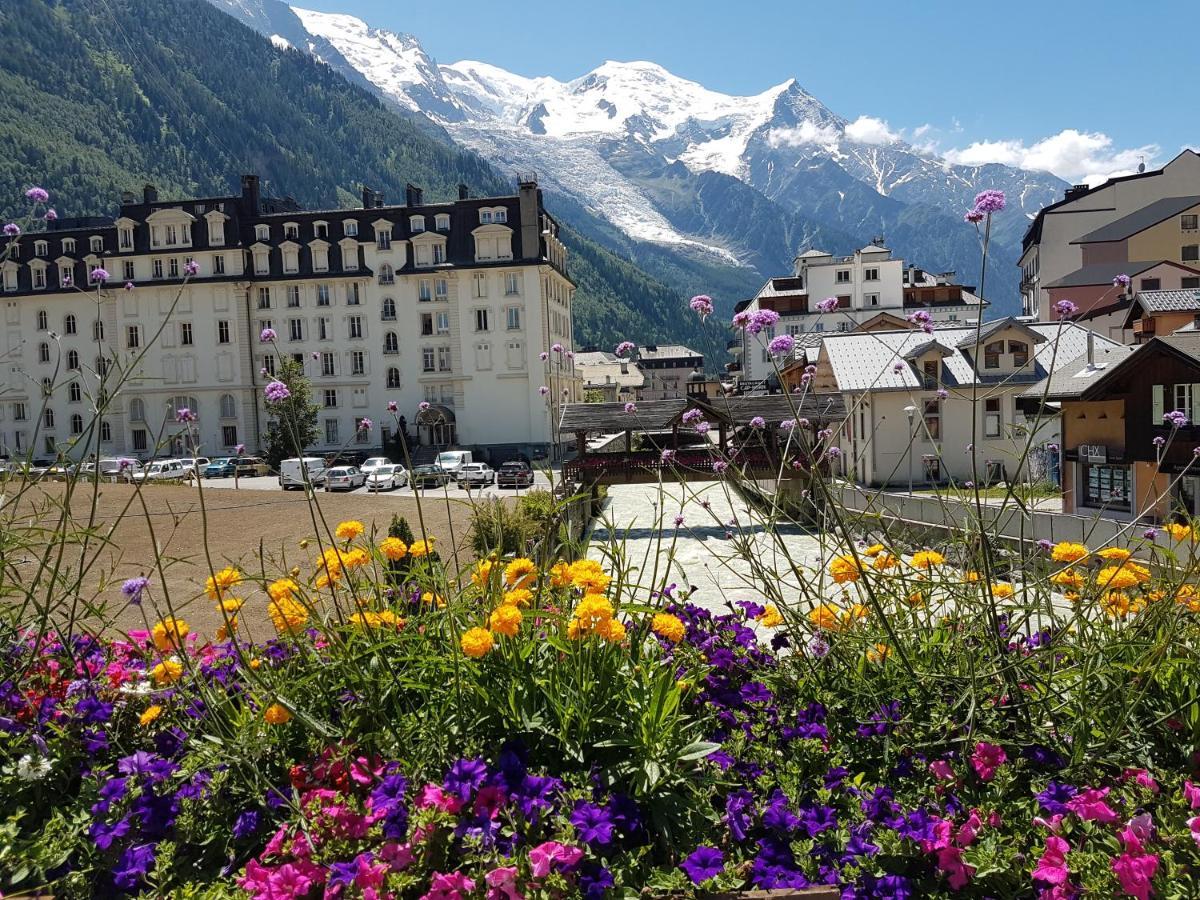 Vue Brevent Sublime En Centre Ville Avec Parking Prive Chamonix Exteriér fotografie